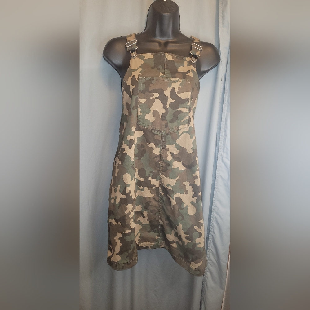Stretchy, denim, army fatigue overall skirt. NWT.